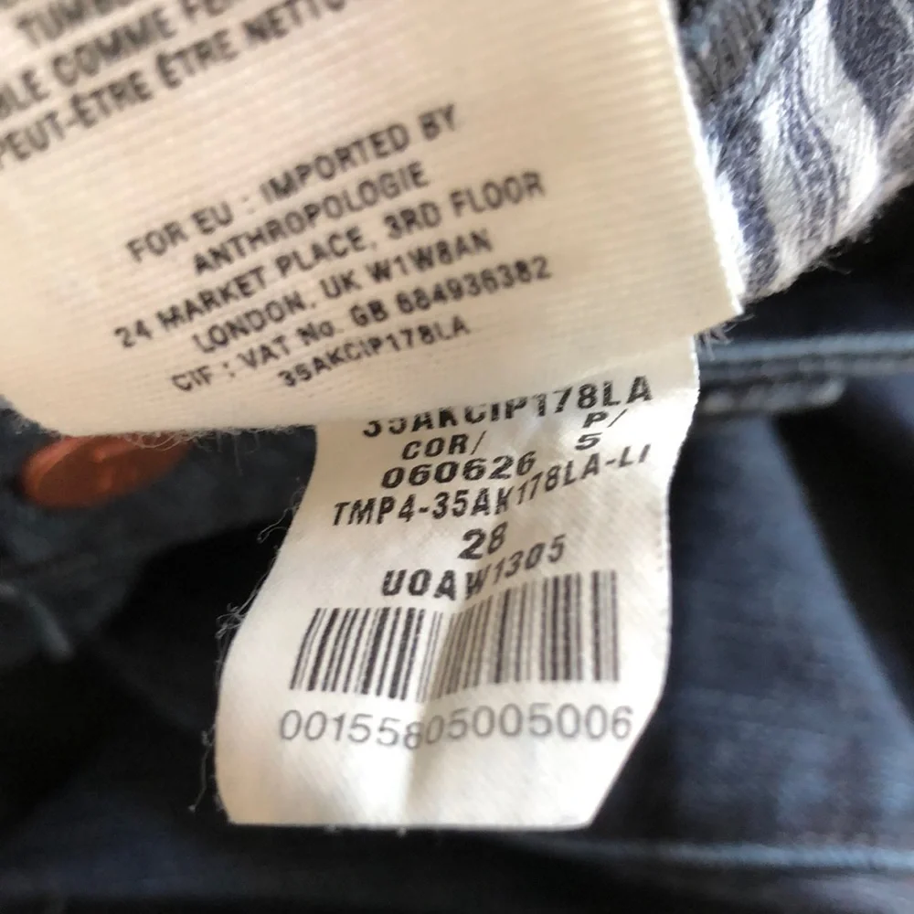 Pilcro Dark Wash Jeans size 28 - Picture 6 of 6